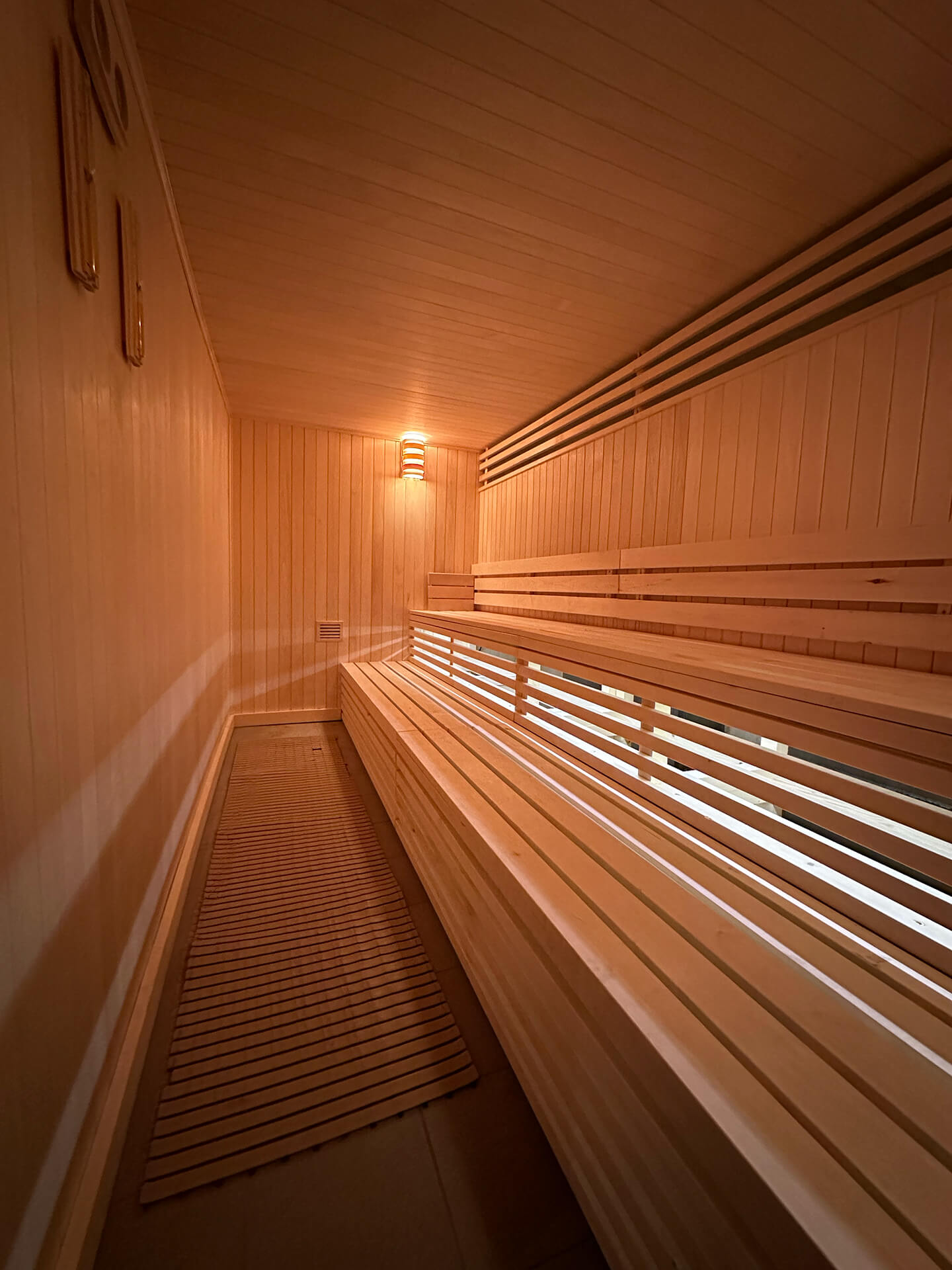 Ecoblue Pool and Spa sauna and wellness